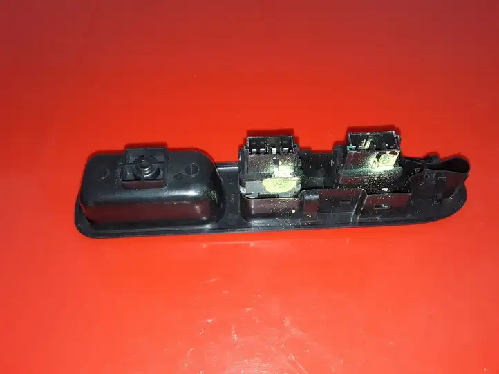 Peugeot 307 CC (2001 - 2005) V6016 Блок кнопок стеклоподъемников — фото 2