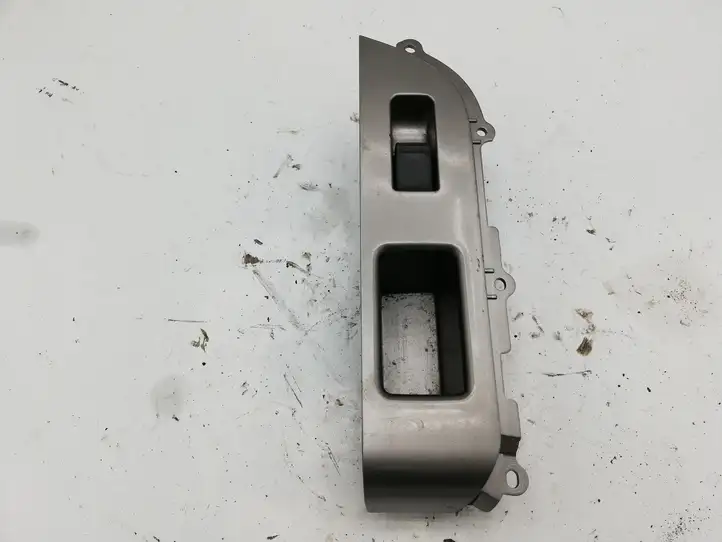 Nissan X-Trail T30 (2001 - 2007) 80961 Блок кнопок стеклоподъемников — фото 1
