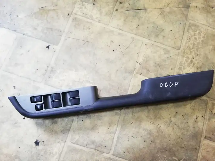 Nissan X-Trail T30 (2001 - 2007) 80948E0300 Блок кнопок стеклоподъемников — фото 1