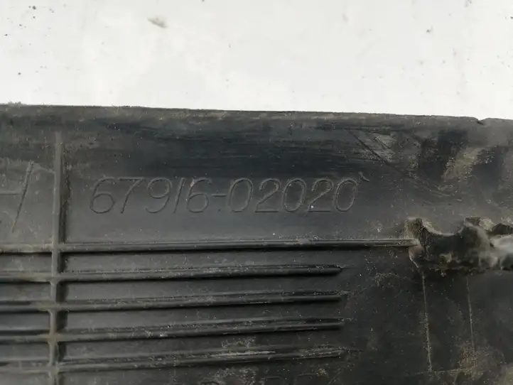 Toyota Corolla E120 E130 (2004 - 2007) 6791602020 Внутренняя отделка заднего порога — фото 3