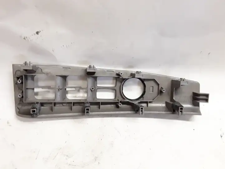 Hyundai Santa Fe (2005 - 2009) 3714951110 Накладка кнопки стеклоподъемника — фото 2