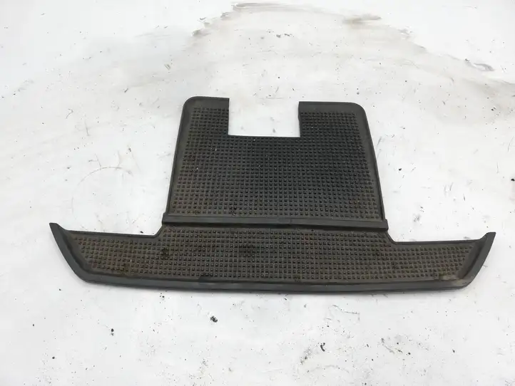 Land Rover Discovery 3 - LR3 (2004 - 2009) FAH500022XXX Другая деталь консоли (туннеля) — фото 1