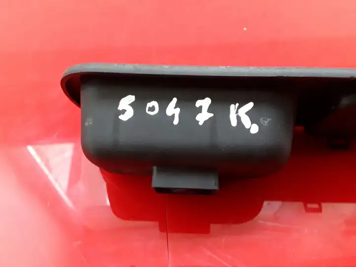 Peugeot 307 (2005 - 2008) 532619 Накладка кнопки стеклоподъемника — фото 2