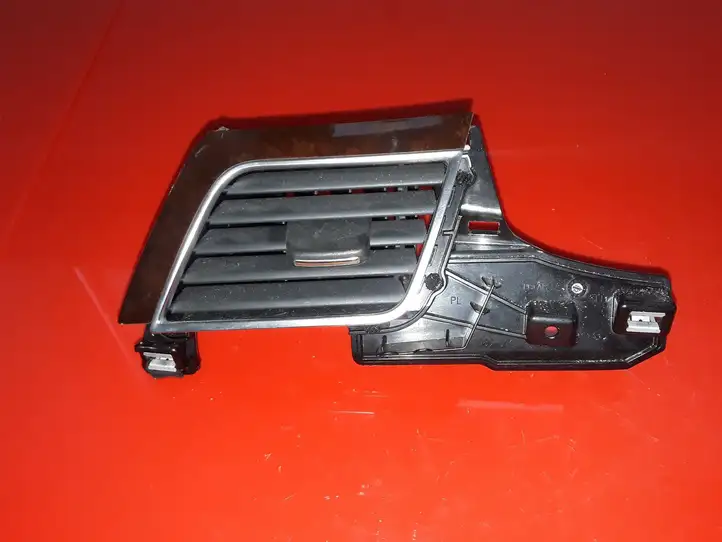 Audi A8 S8 D4 4H (2010 - 2014) 4H1820901A Боковой воздушный дефлектор — фото 1