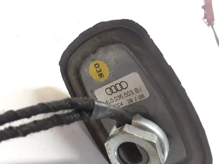 Audi Q7 4L (2005 - 2009) 4L0035503B GPS антенна — фото 3