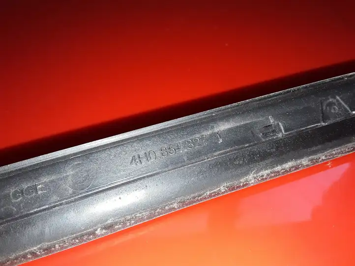 Audi A8 S8 D4 4H (2010 - 2014) 4H0854327 Накладка стоек лобового стекла — фото 3