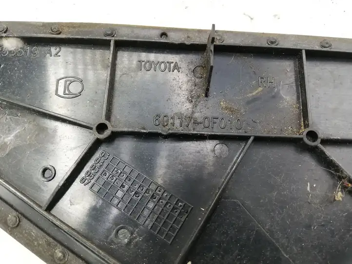 Toyota Corolla Verso E121 (2001 - 2004) 601170F0101 Пластиковая отделка зеркала — фото 3