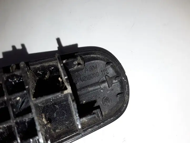 Ford Focus (2011 - 2015) AM51U218B08 Накладка ручки двери — фото 2