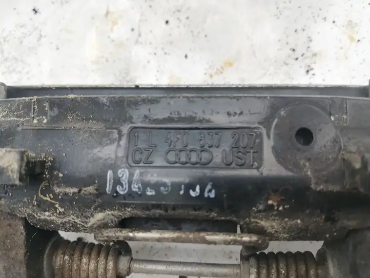 Audi A6 S6 C6 4F (2004 - 2008) 4F0837207 Наружная ручка двери — фото 3