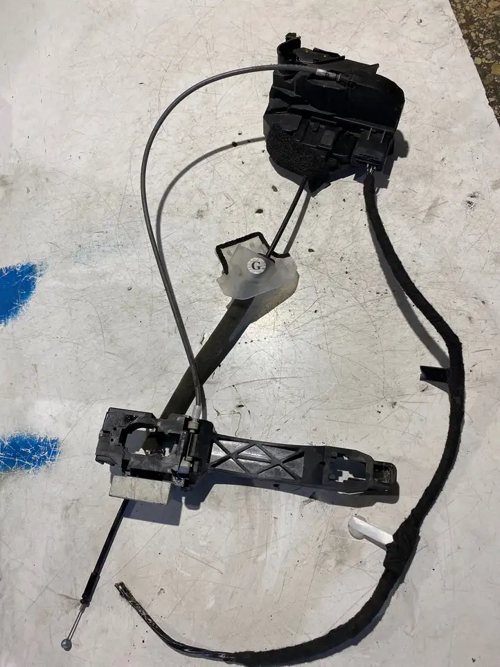 Nissan Qashqai (2010 - 2013) 80611EBJ0B Наружная ручка задней двери — фото 1