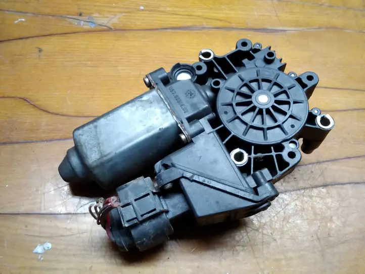 Audi A4 S4 B6 8E 8H (2000 - 2006) 0536001402 Стеклоподъемник задней двери — фото 1