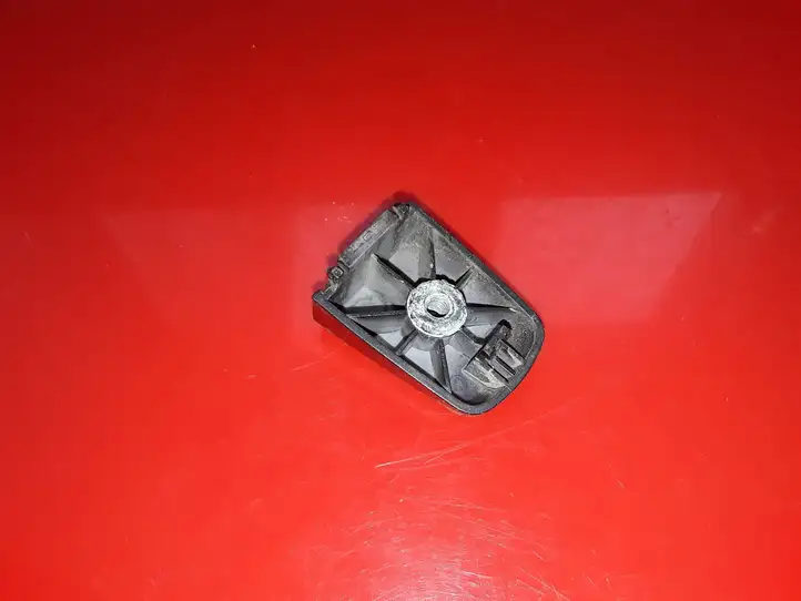 Chevrolet Captiva (2006 - 2011) Накладка ручки задней двери — фото 3