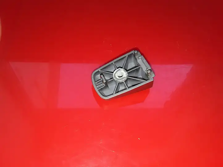 Chevrolet Captiva (2011 - 2013) C140 Накладка ручки задней двери — фото 2