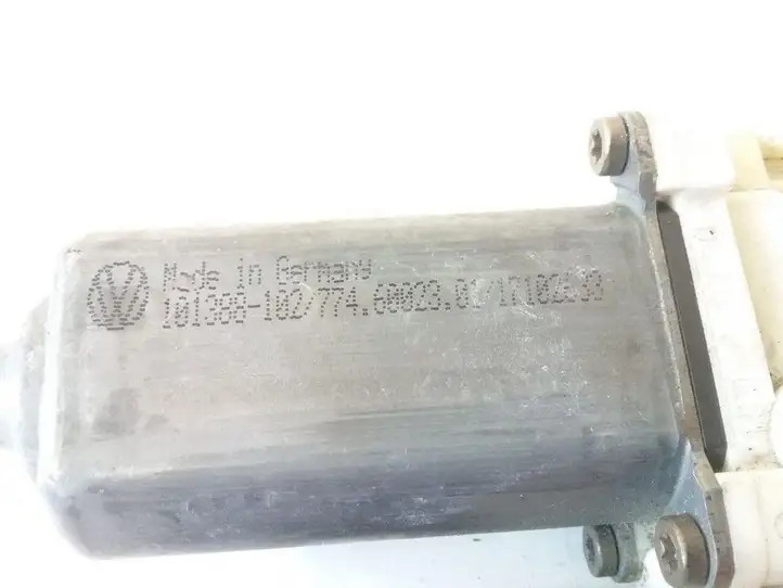 Volkswagen Golf IV (1998 - 2005) 101388102 Стеклоподъемник задней двери — фото 1