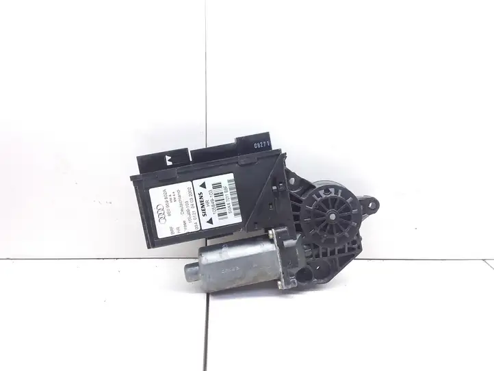 Audi A4 S4 B6 8E 8H (2000 - 2006) 8E0959802A Стеклоподъемник задней двери — фото 4