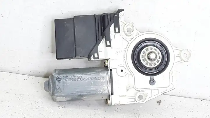 Volkswagen Touran I (2003 - 2010) 1K0959703B Стеклоподъемник задней двери — фото 3