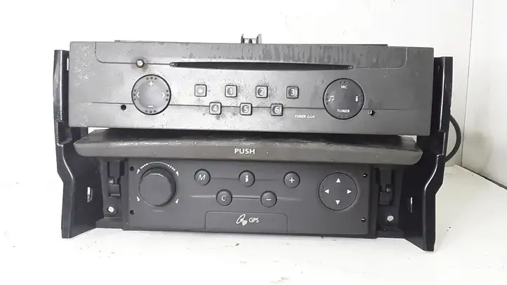 Renault Vel Satis (2002 - 2005) 8200057668A Магнитола / мультимедийная система — фото 1