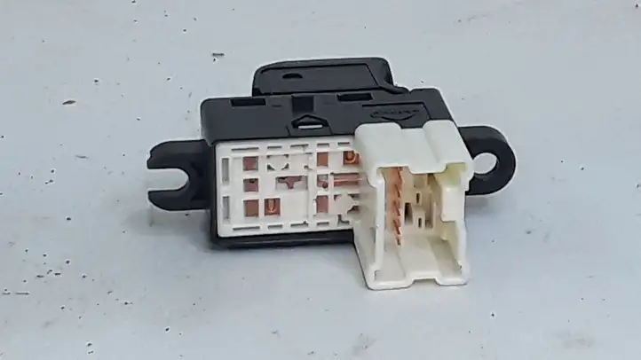 Subaru Impreza III (2008 - 2012) 94266FH560 Блок кнопок стеклоподъемников — фото 3