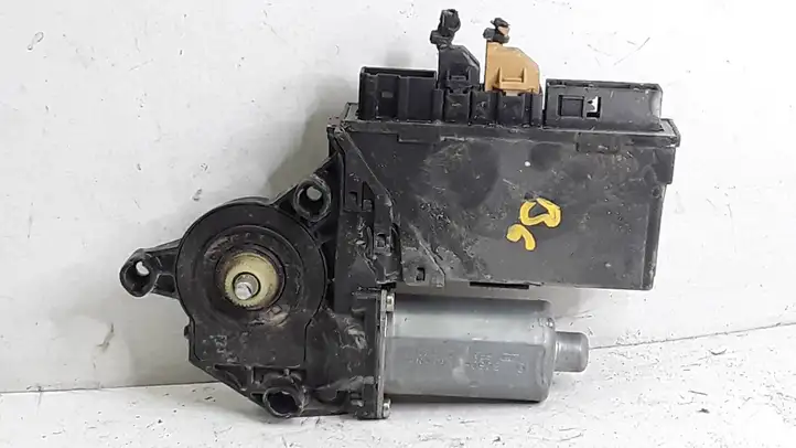 Audi A4 S4 B6 8E 8H (2000 - 2006) 8E0959802A Стеклоподъемник задней двери — фото 1