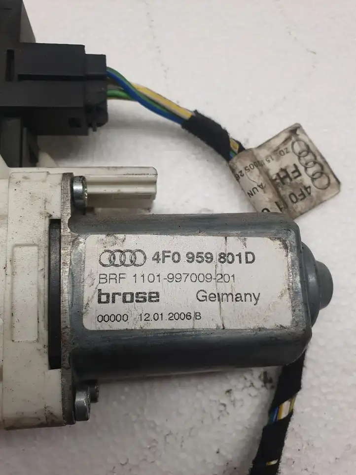 Audi A6 S6 C6 4F (2004 - 2008) 4F0959801D Стеклоподъемник задней двери — фото 2