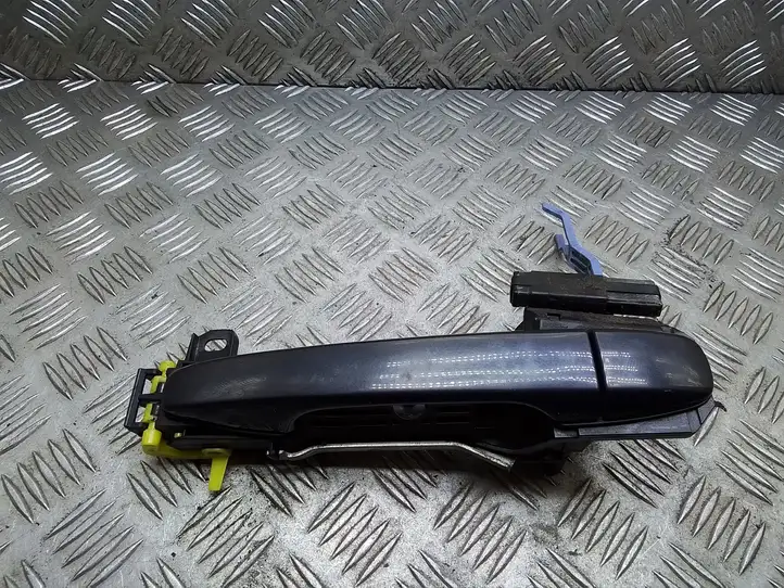 Toyota Prius (XW30) (2009 - 2015) Наружная ручка задней двери — фото 1