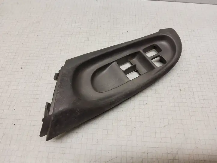 Nissan Almera N16 (2000 - 2010) 80961BM500 Накладка кнопки стеклоподъемника — фото 1