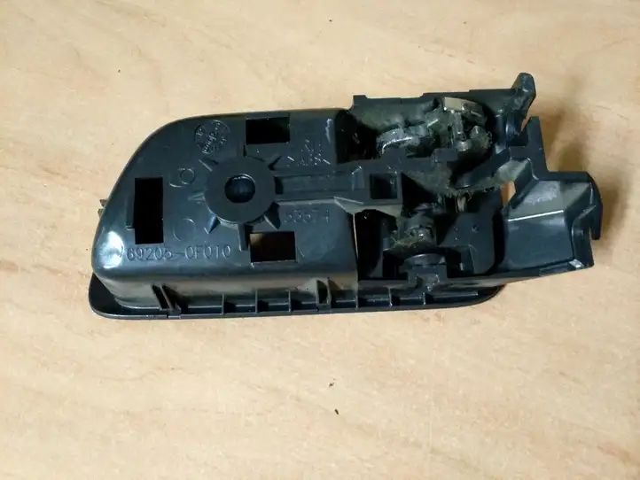 Toyota Corolla Verso E121 (2004 - 2007) 692050F010 Внутренняя ручка задней двери — фото 3