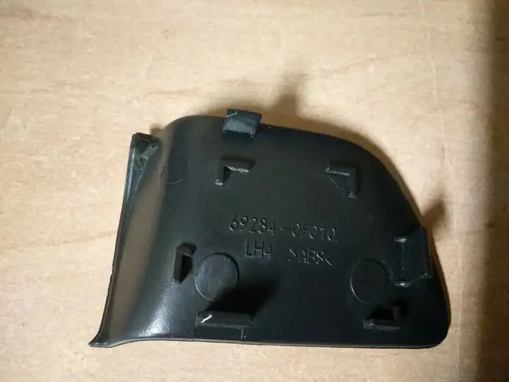 Toyota Corolla Verso E121 (2004 - 2007) 692840F010 Прочая отделка задней двери — фото 2