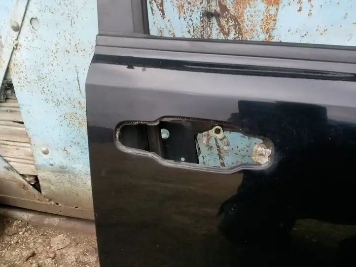 Kia Sorento (2002 - 2006) Дверь — фото 3
