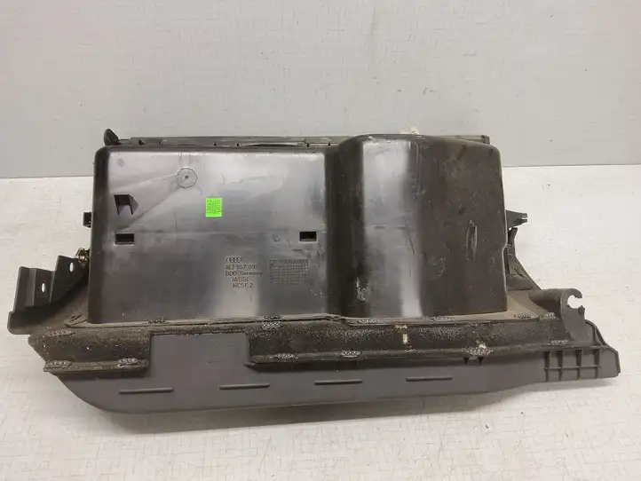 Audi A3/S3 8L (1996 - 2000) 8L1857095 Бардачок в сборе — фото 5