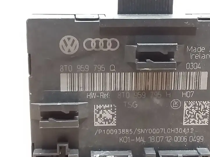 Audi A4 S4 B8 8K (2007 - 2011) 8T0959795Q Блок управления дверью — фото 2