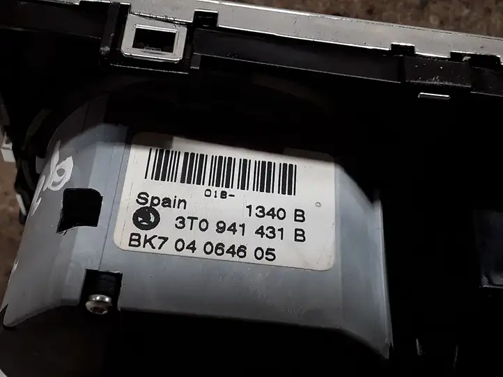 Skoda Superb B6 (3T) (2008 - 2015) 3T0941431B Включатель фонарей — фото 3