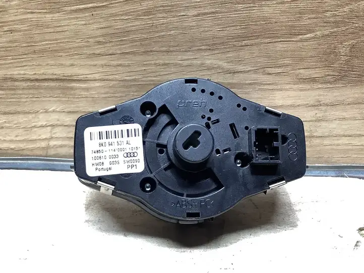 Audi A4 S4 B8 8K (2007 - 2011) 8K0941531AL Включатель фонарей — фото 2