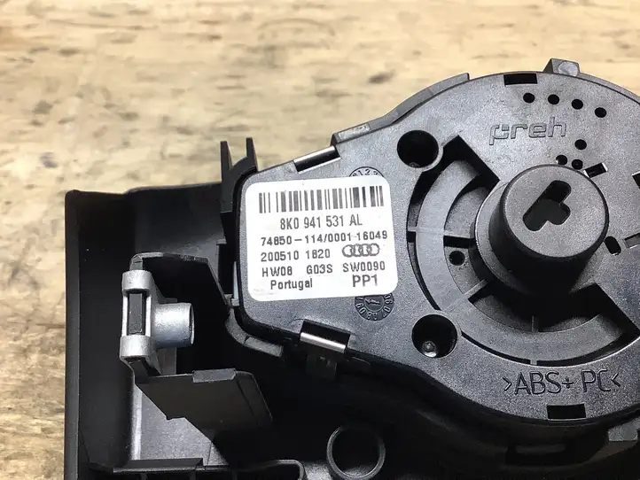 Audi A4 S4 B8 8K (2007 - 2011) 8K0941531AL Включатель фонарей — фото 3