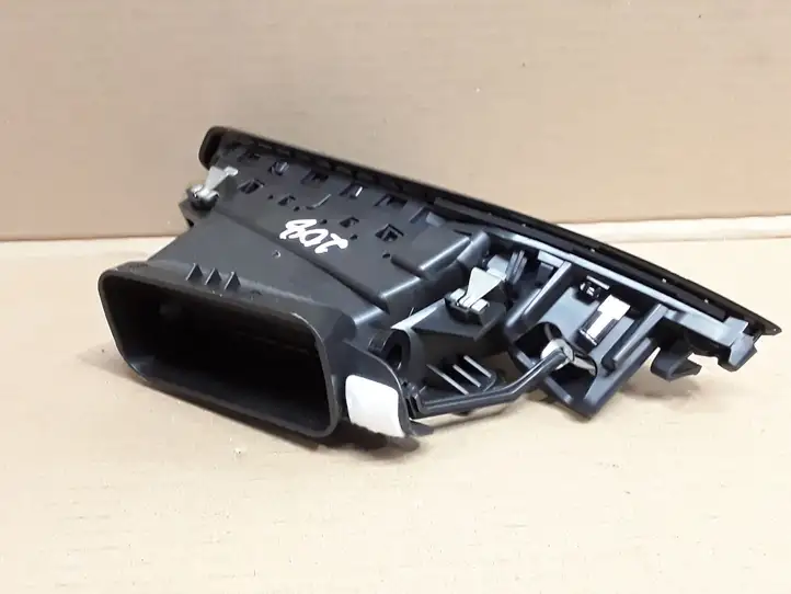 Peugeot 208 (2012 - 2015) 9673131677 Боковой воздушный дефлектор — фото 2