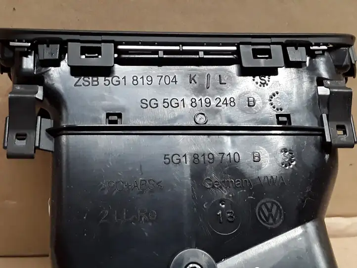 Volkswagen Golf VII (2013 - 2019) 5G1819704 Боковой воздушный дефлектор — фото 3