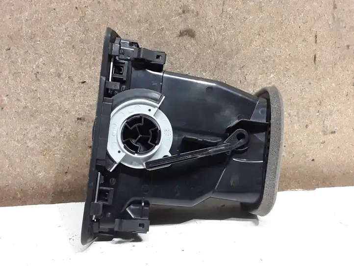 Volkswagen Golf VII (2013 - 2019) 5G1819704R Боковой воздушный дефлектор — фото 2