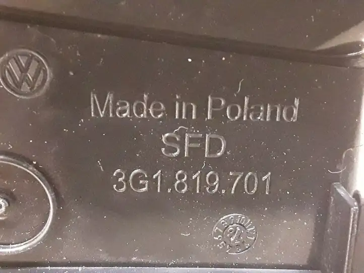 Volkswagen PASSAT B8 (2015 - ) 3G1819701 Боковой воздушный дефлектор — фото 3