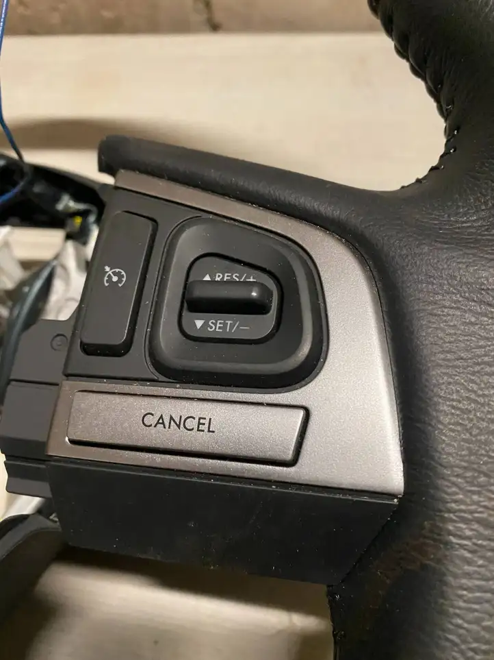 Subaru Legacy (2015 - 2017) BF4t1 Руль — фото 3