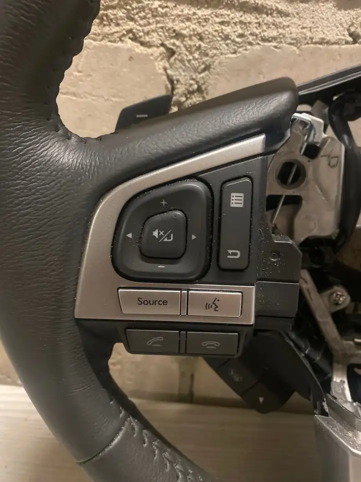 Subaru Legacy (2015 - 2017) BF4T1 Руль — фото 5