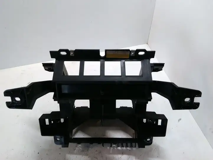 Land Rover Evoque I (2011 - 2015) BJ3204326AA Кронштейн GPS-навигатора — фото 3