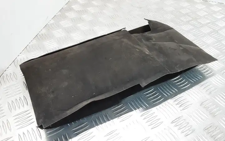 Seat Leon (1P) (2005 - 2012) 5P0915411B Крышка ящика аккумулятора — фото 2