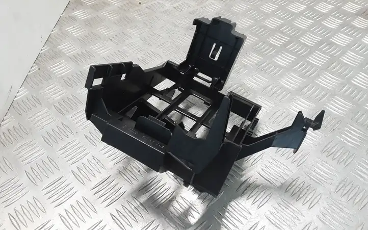 Audi A6 (2011 - 2014)  8K1971845 Другая деталь салона