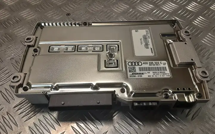 Audi A6 C7 (2011 - 2014) 4G0035223C Усилитель звука — фото 3