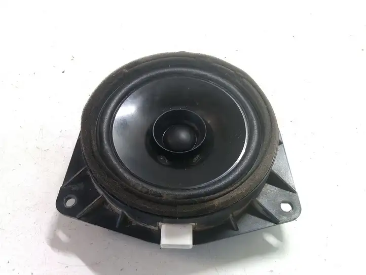 Toyota Corolla Verso E121 (2001 - 2004) 8616044130 Динамики задних дверей — фото 1