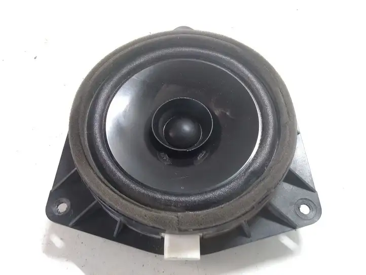 Toyota Corolla Verso E121 (2001 - 2004) 8616044130 Динамики задних дверей — фото 1