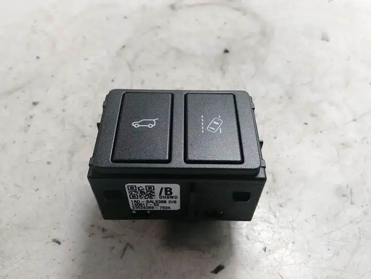 Land Rover Range Rover Evoque L538 (2015 - 2018) 1ADSAL538B Кнопка закрытия крышки багажника — фото 1