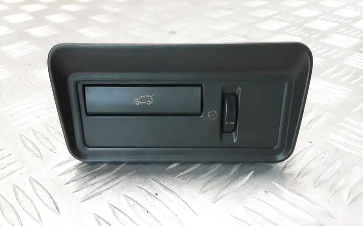 Land Rover Evoque I (2011 - 2015) BJ3211654BB Кнопка закрытия крышки багажника — фото 1