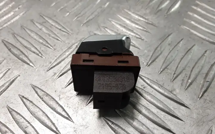Audi A4 S4 B8 8K (2011 - 2015) 8K0959831B Кнопка закрытия багажника — фото 3
