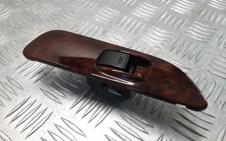 Toyota Land Cruiser (HDJ90) (1996 - 2002) 7421560070 Блок кнопок стеклоподъемников — фото 2